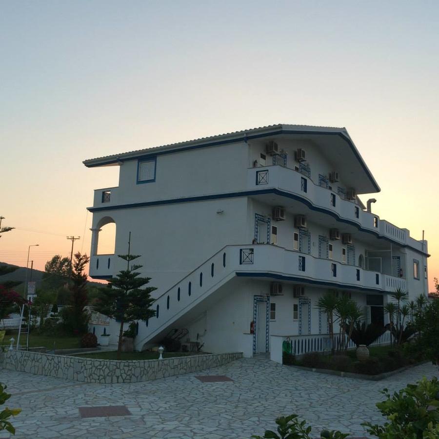 Gogas Palace Aparthotel Ammoudia Exterior foto