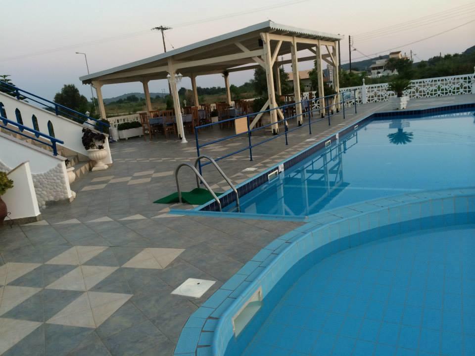 Gogas Palace Aparthotel Ammoudia Exterior foto